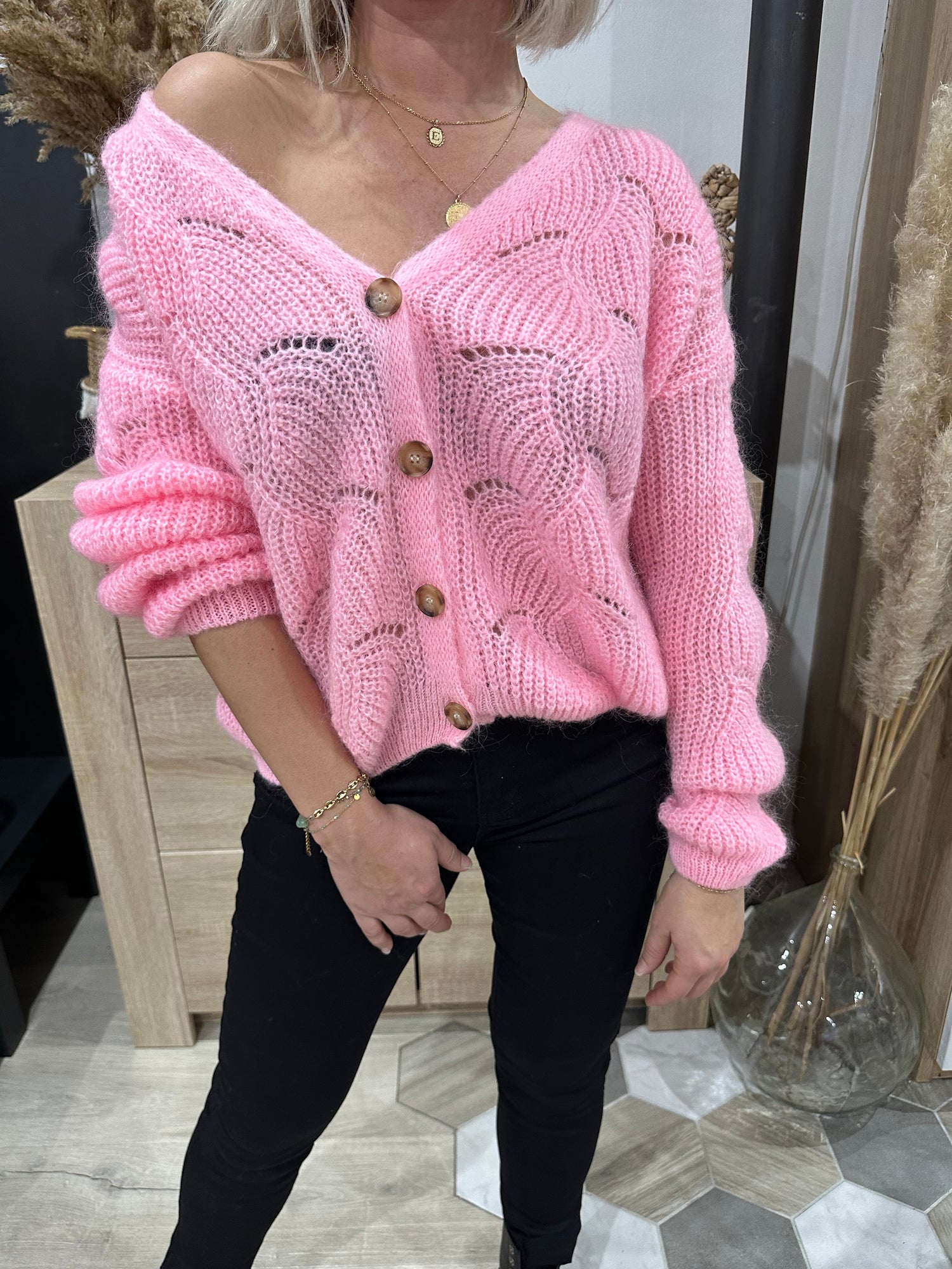 Gilet ajouré rose