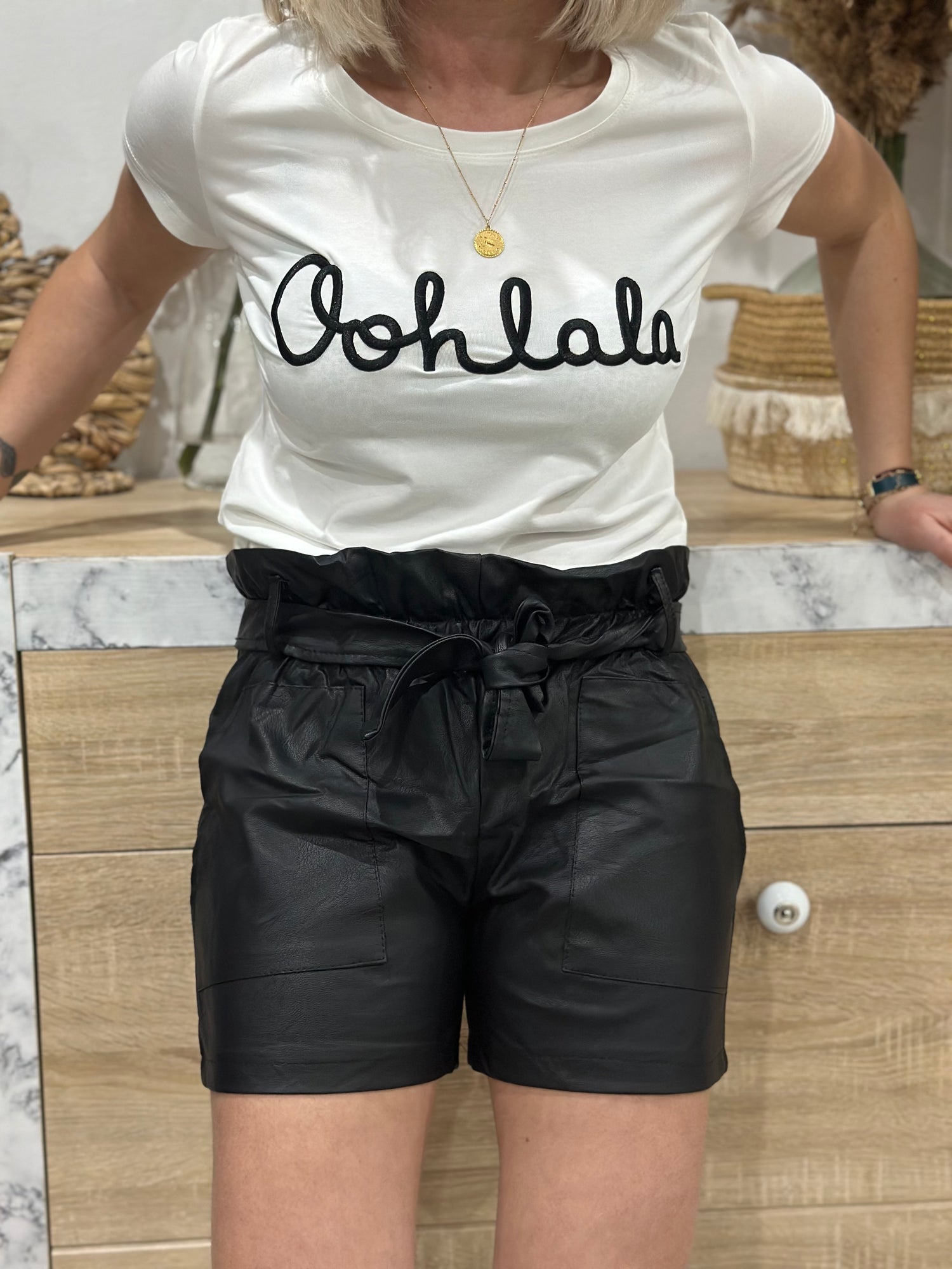 Short en simili Julia