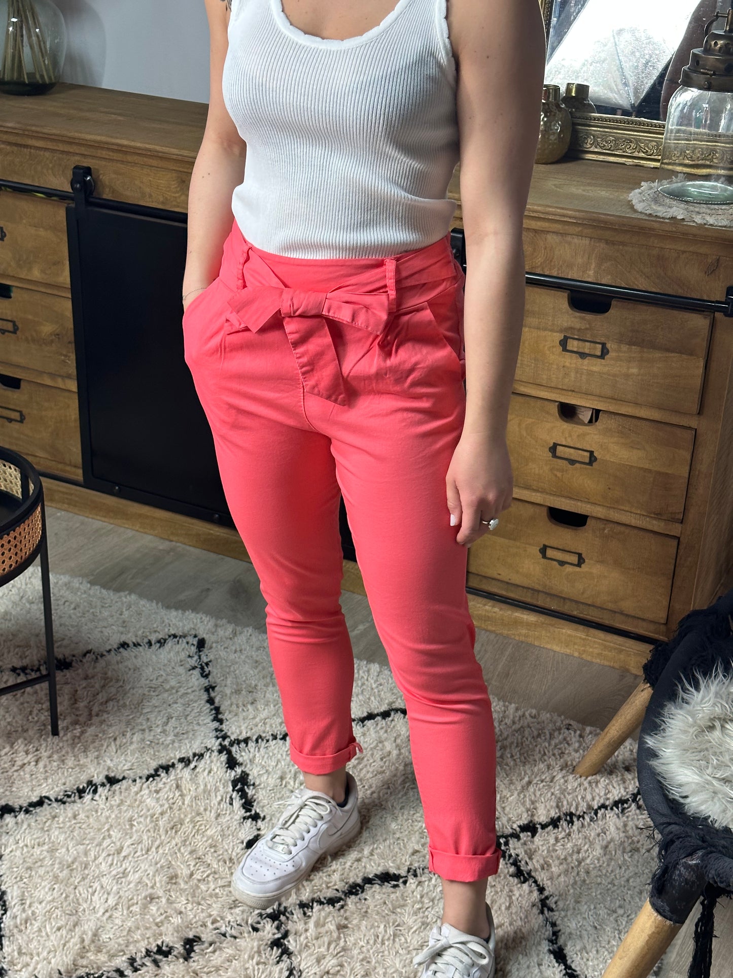 Pantalon hug corail